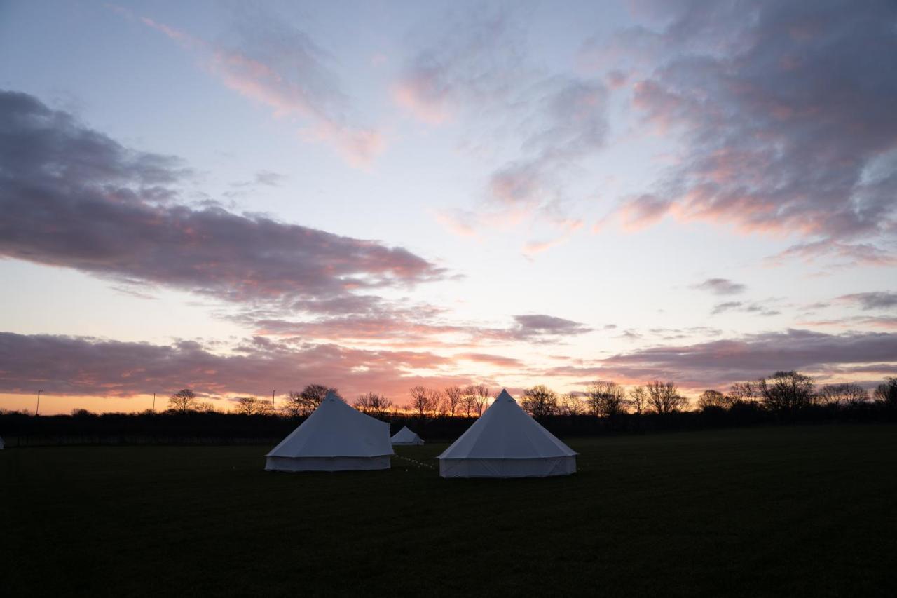 Nalu Glamp Hotel Darlowo Exterior photo